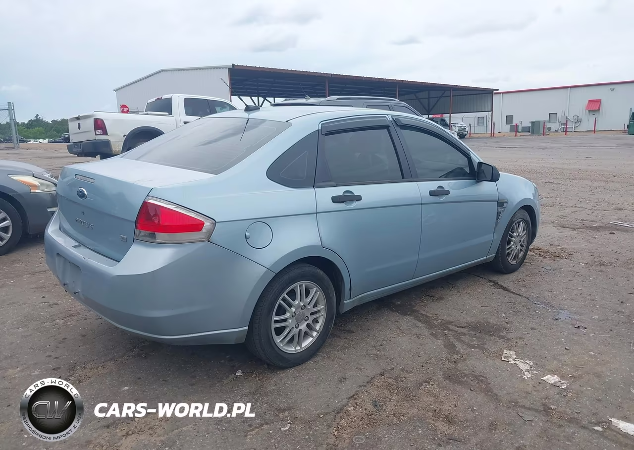 2008 Ford Focus Se VIN:1FAHP35N58W269128 - 4
