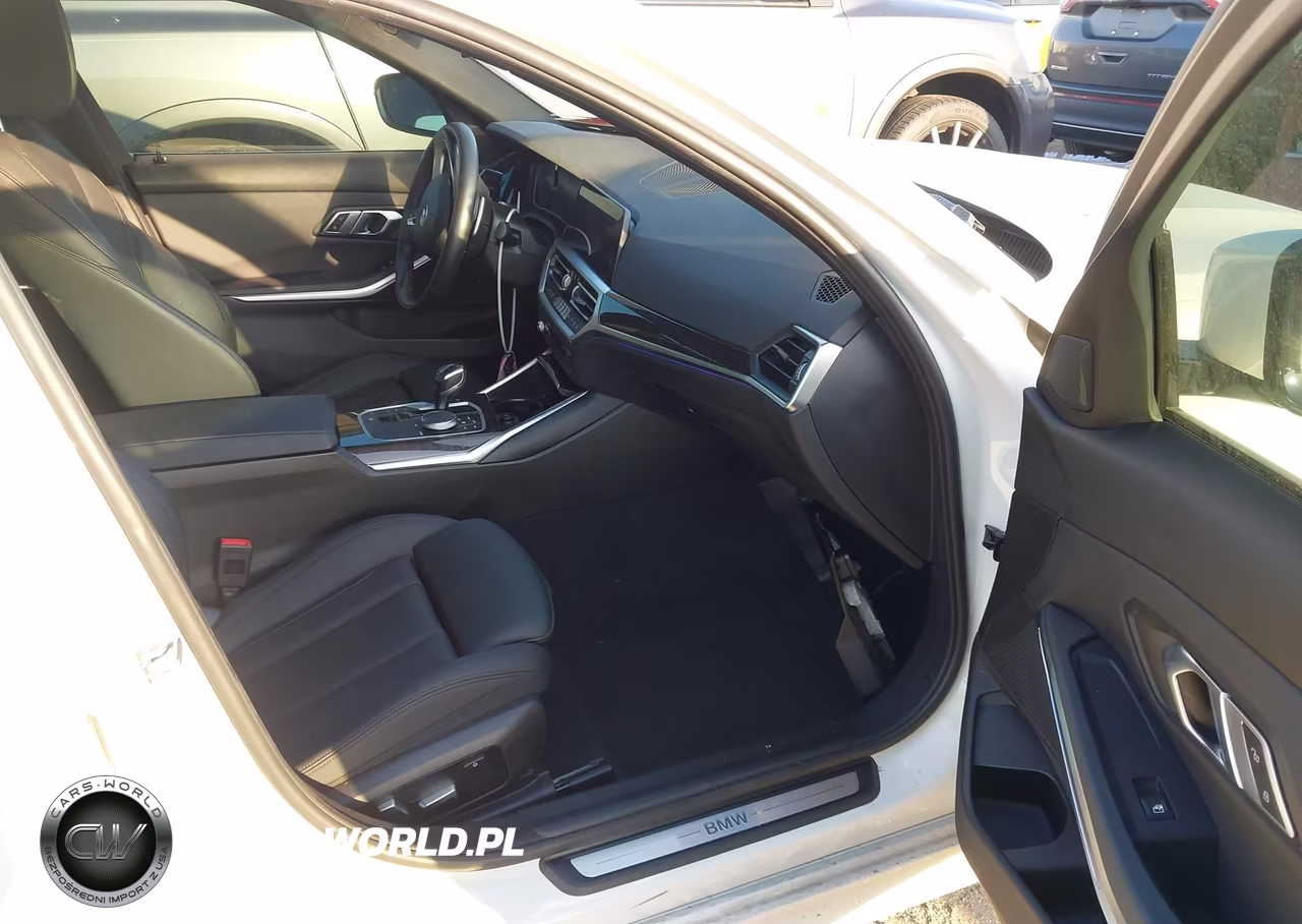 2021 BMW 330I VIN:3MW5R1J01M8B92215 - 5
