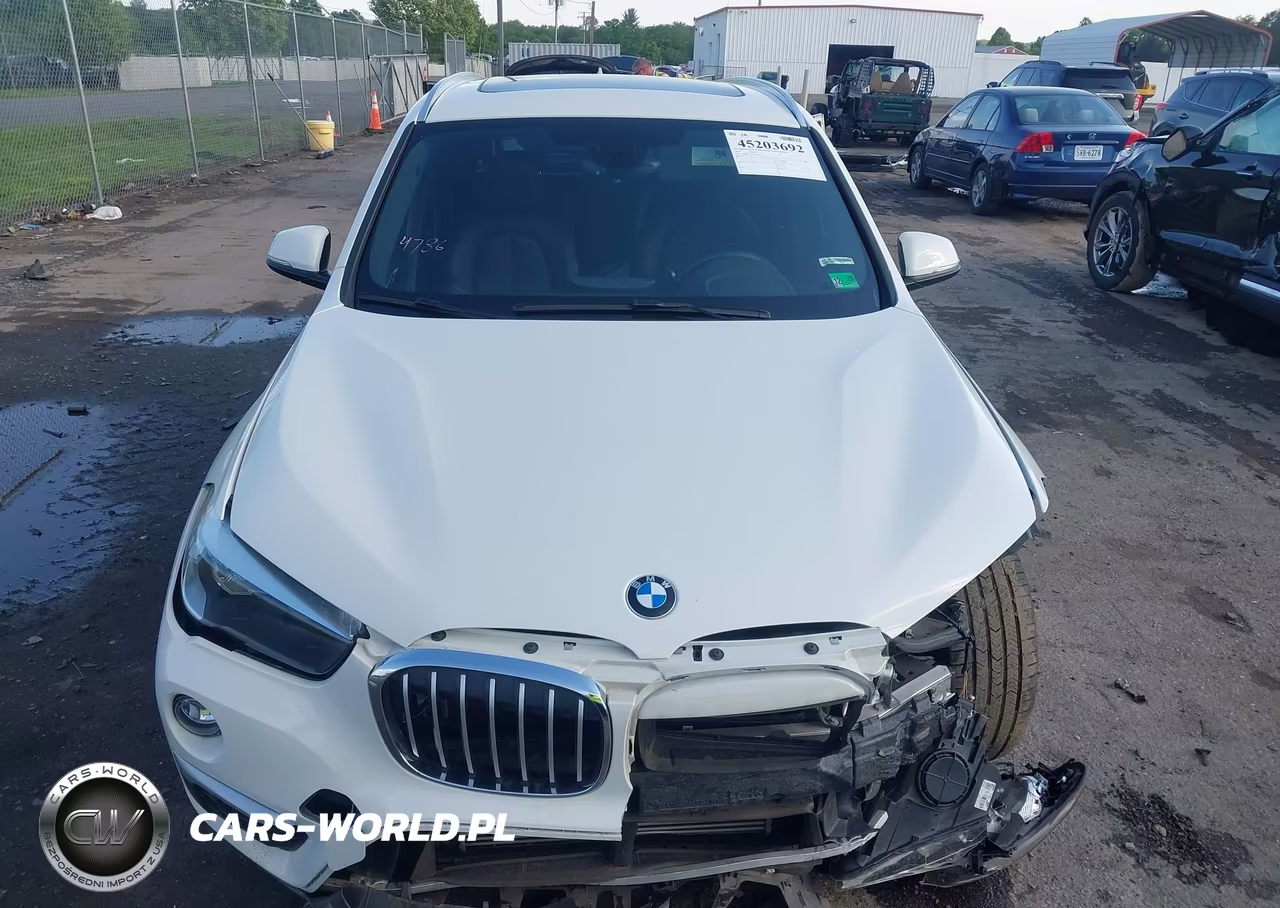 2018 BMW X1 xDrive28I VIN:WBXHT3C31J5K22202 - 13