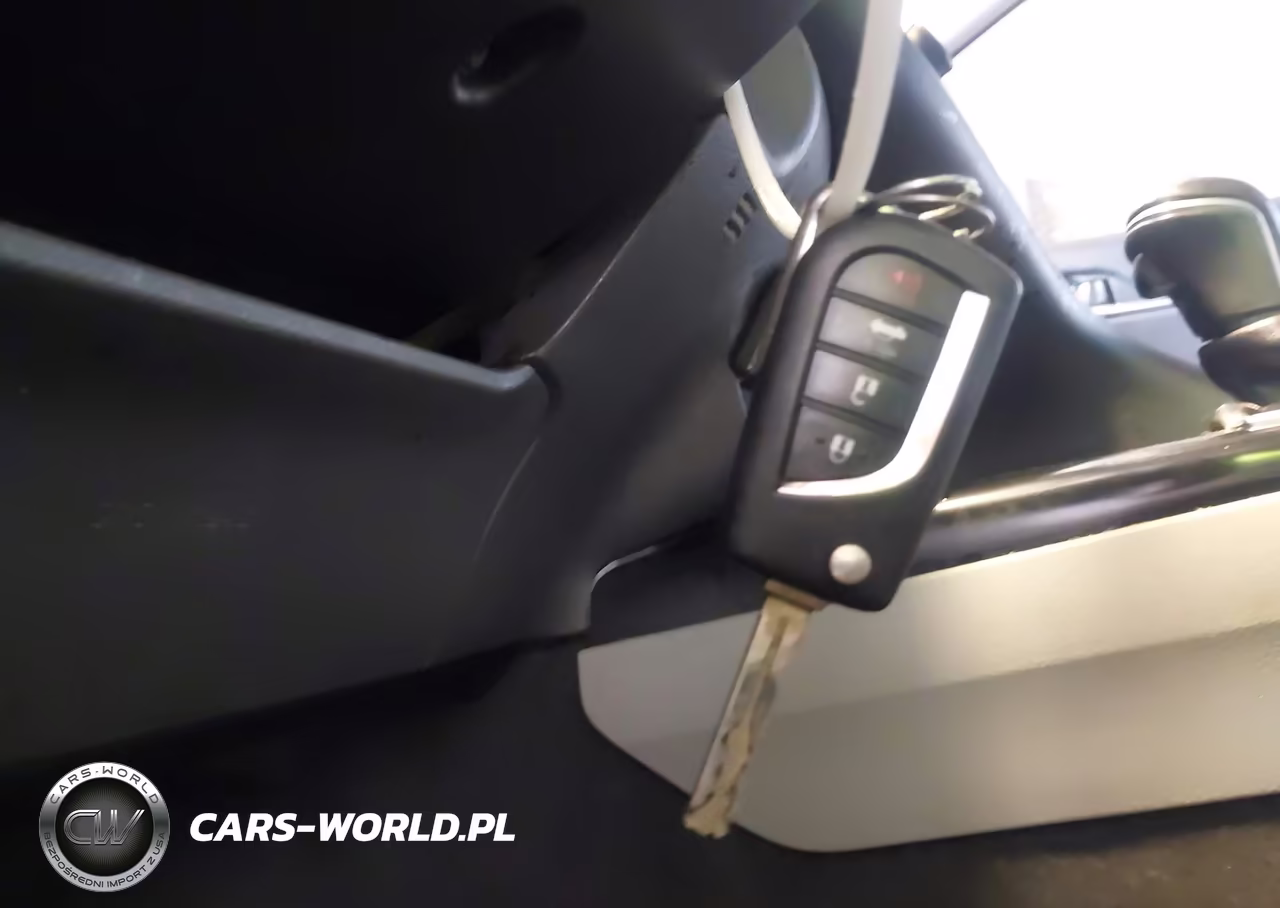 2018 Toyota Camry Se VIN:4T1B11HK9JU569226 - 11