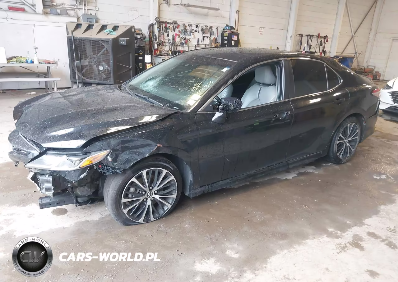 2018 Toyota Camry Se VIN:4T1B11HK9JU569226 - 2
