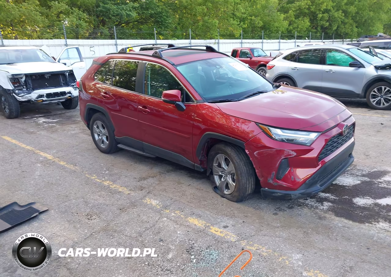 2024 Toyota Rav4 Xle – zdjęcie 1 z 16