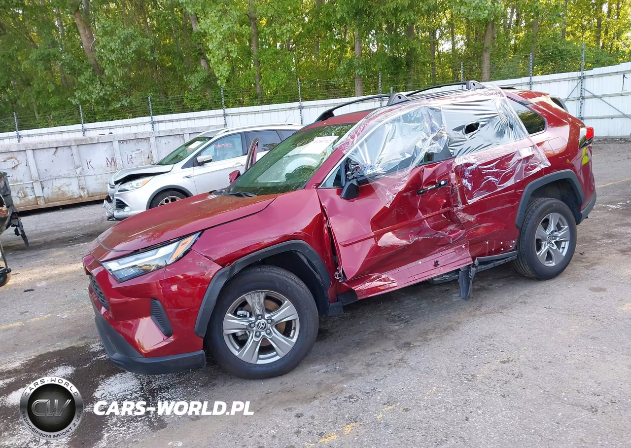2024 Toyota Rav4 Xle VIN:2T3P1RFV8RW494362 - 2