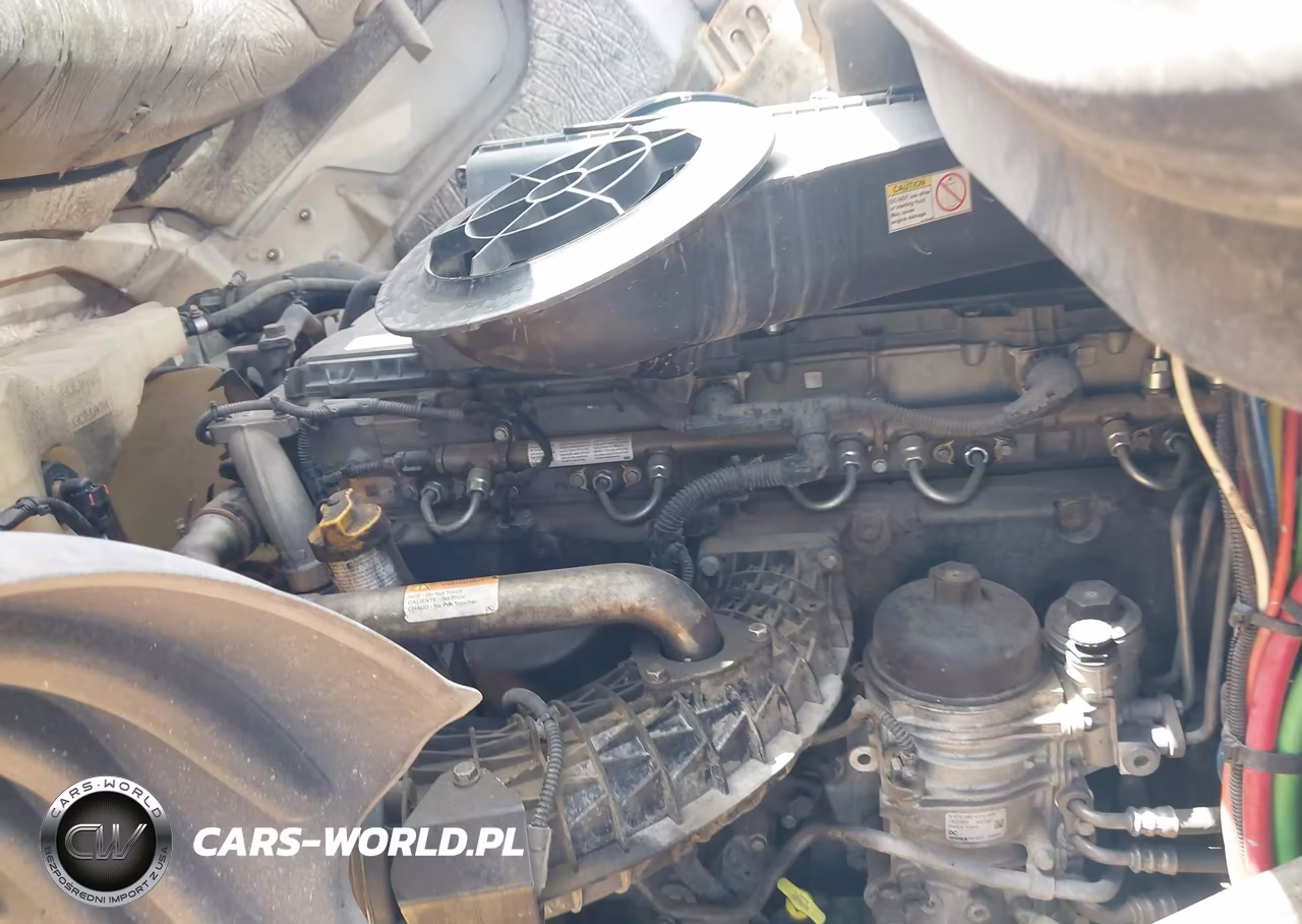 2019 Freightliner Cascadia 125 VIN:3AKJGLDR7KDKE5421 - 9
