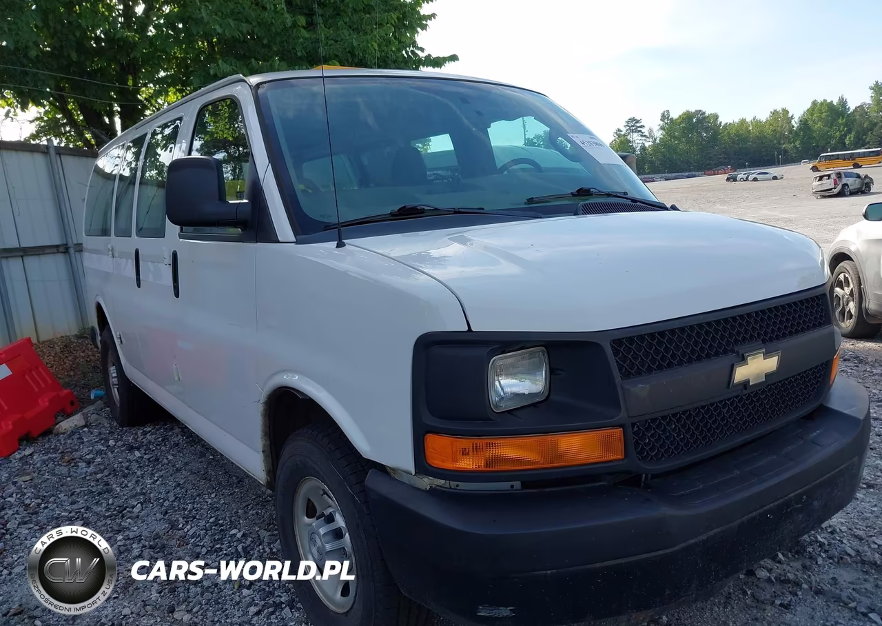 2016 Chevrolet Express 2500 Work Van – zdjęcie 1 z 16