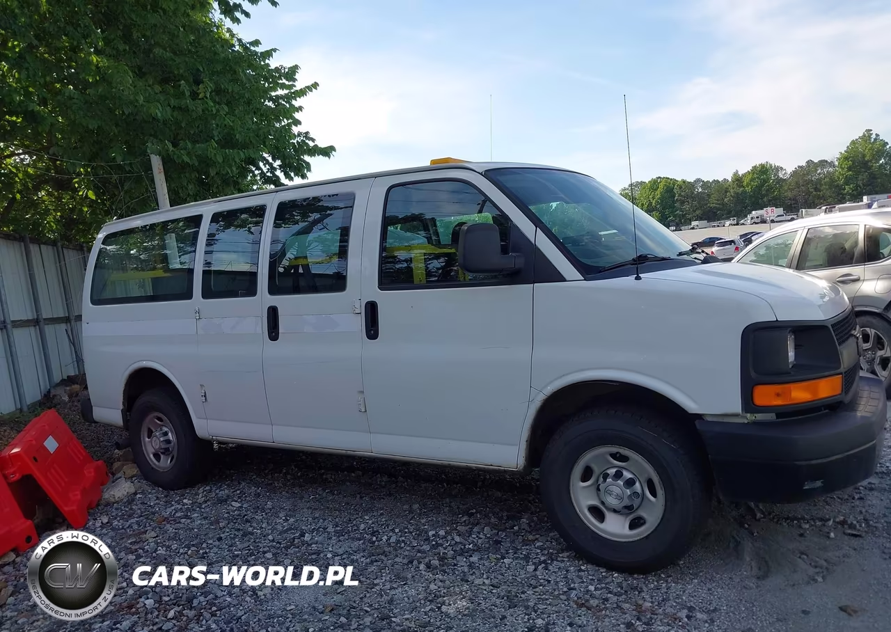 2016 Chevrolet Express 2500 Work Van VIN:1GCWGABF0G1138123 - 13