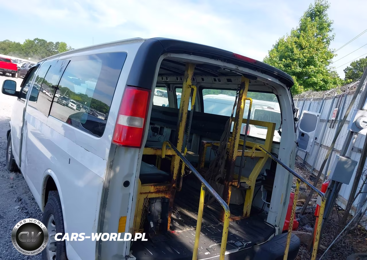 2016 Chevrolet Express 2500 Work Van VIN:1GCWGABF0G1138123 - 16
