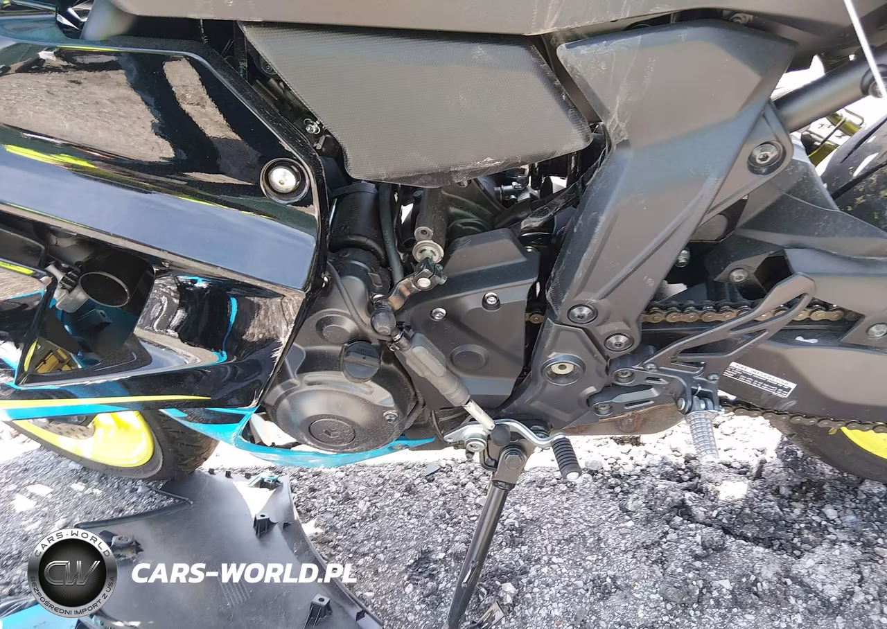 2026 Yamaha Yzfr7 VIN:JYARM60E6TA001285 - 9