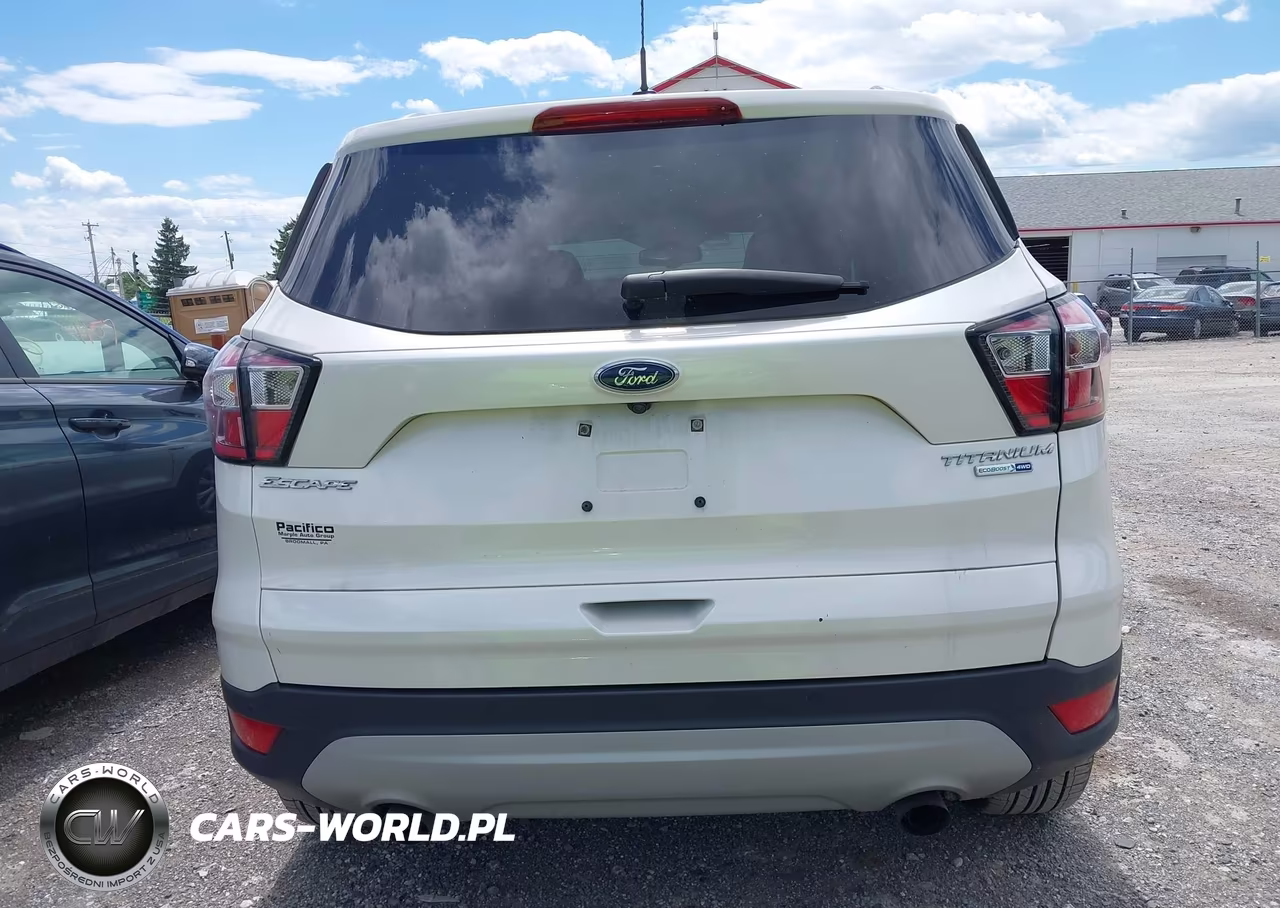 2017 Ford Escape Titanium VIN:1FMCU9JD7HUC06276 - 16