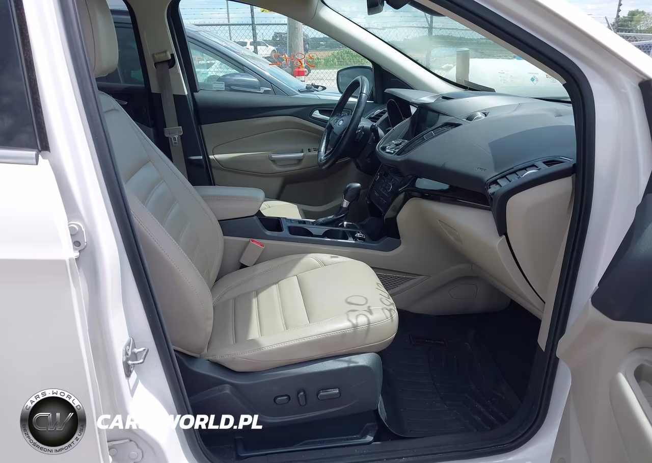 2017 Ford Escape Titanium VIN:1FMCU9JD7HUC06276 - 5