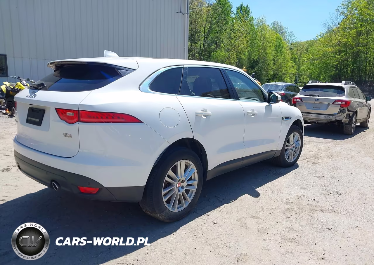 2019 Jaguar F-Pace 25T Prestige-30T Prestige VIN:SADCK2GX1KA392865 - 4