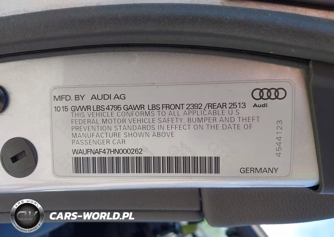 2017 Audi A4 2.0T Premium VIN:WAUFNAF47HN000262 - 9