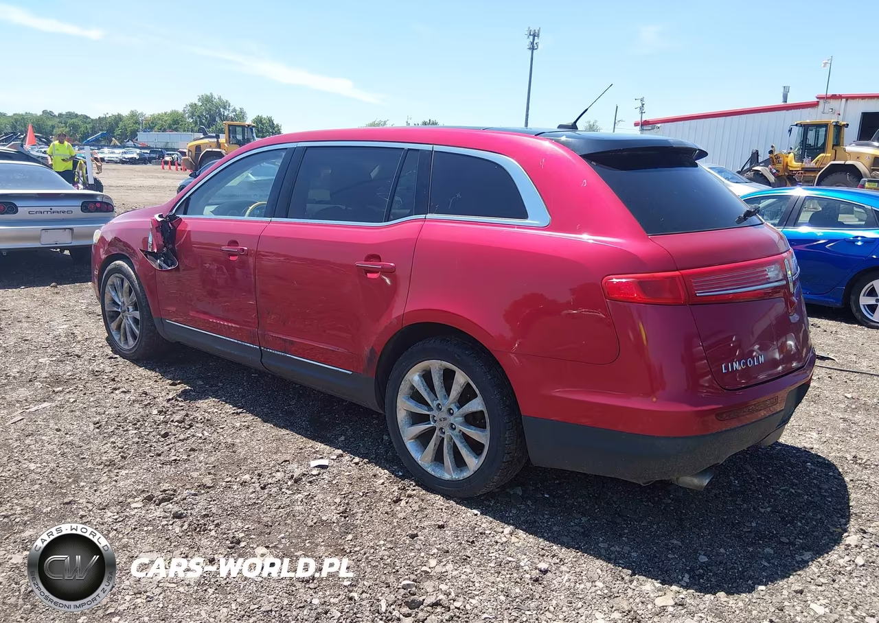2010 Lincoln Mkt Ecoboost VIN:2LMHJ5AT1ABJ10576 - 3