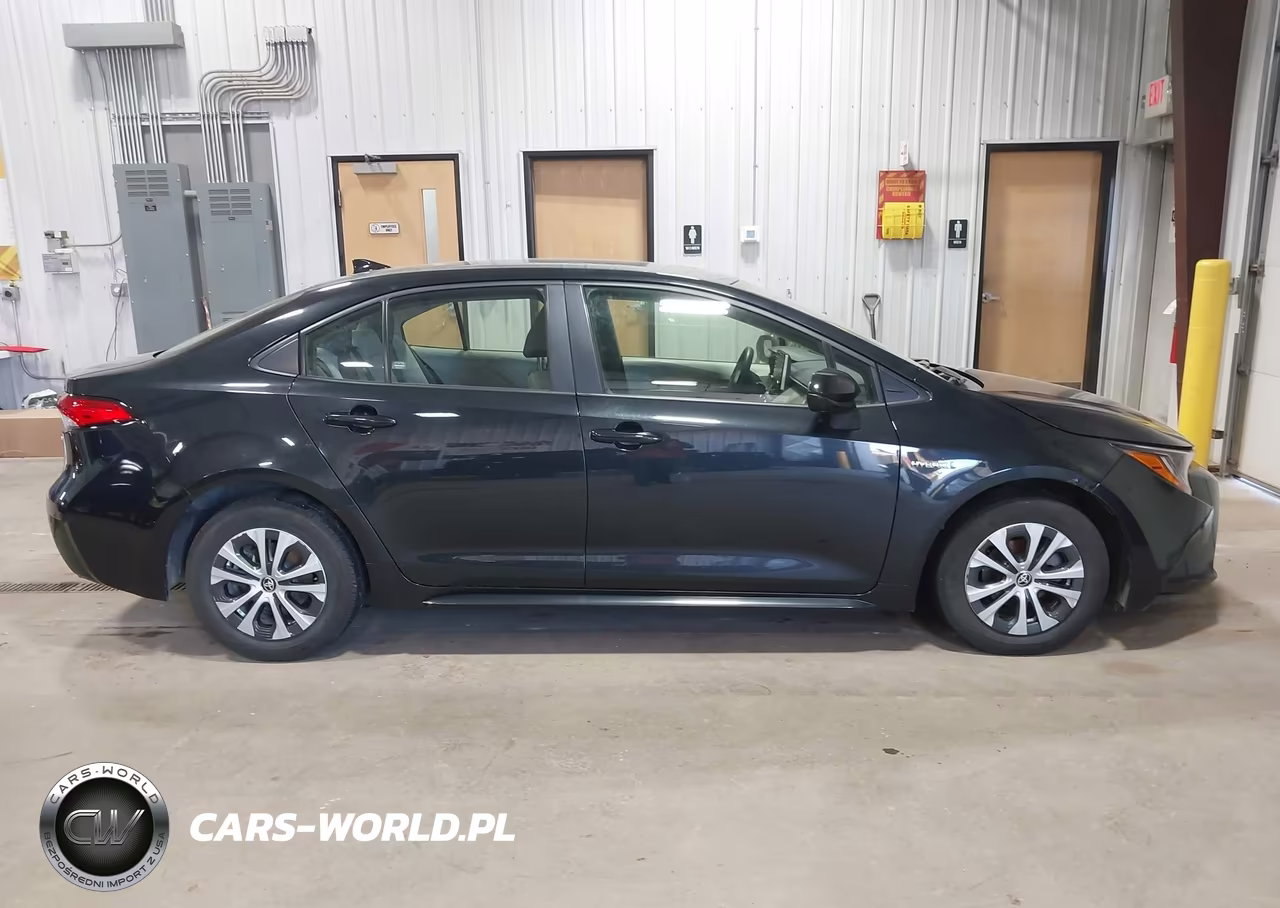 2021 Toyota Corolla Hybrid Le VIN:JTDEAMDE5MJ013195 - 13