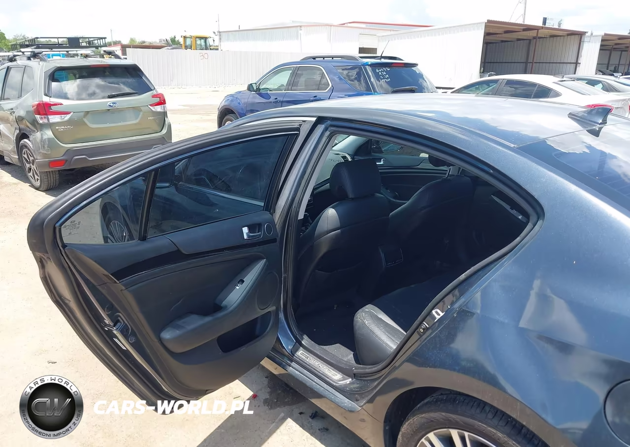 2014 Kia Cadenza Premium VIN:KNALN4D71E5165687 - 8