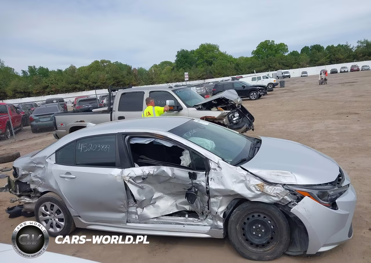 2022 Toyota Corolla Le VIN:5YFEPMAE1NP302199 - 14