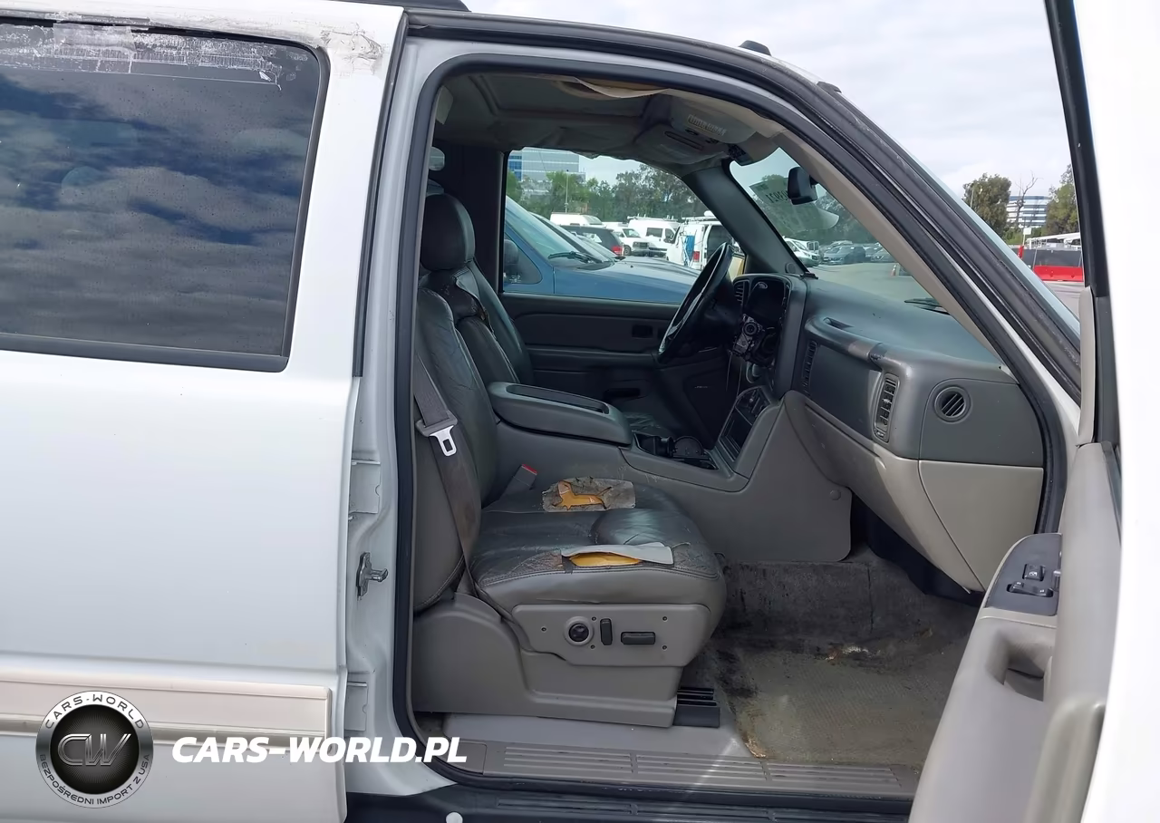 2004 Chevrolet Suburban 1500 Lt VIN:1GNEC16T84J328987 - 5