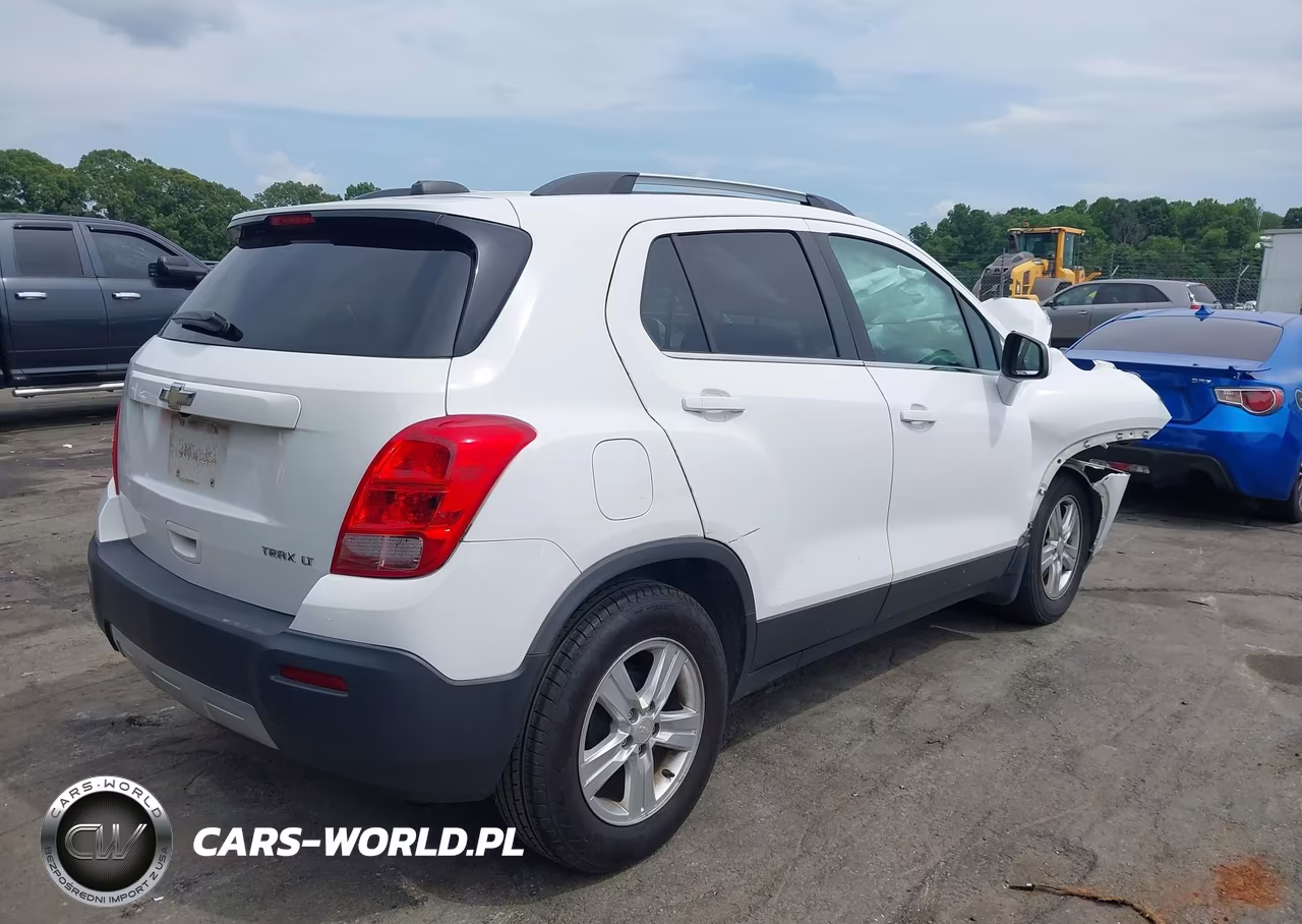 2015 Chevrolet Trax Lt VIN:3GNCJLSBXFL170864 - 4