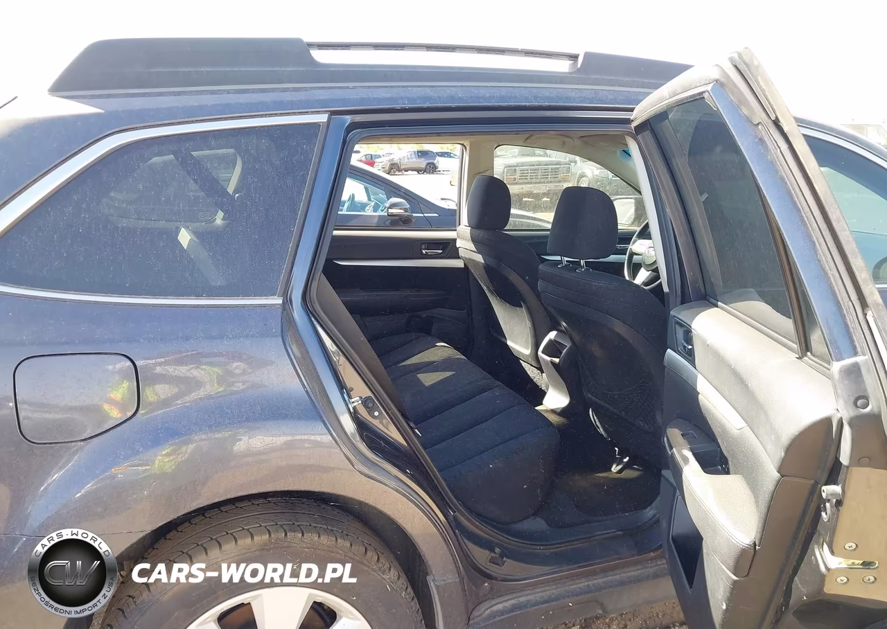 2011 Subaru Outback 2.5I Premium VIN:4S4BRCBC5B3324145 - 8