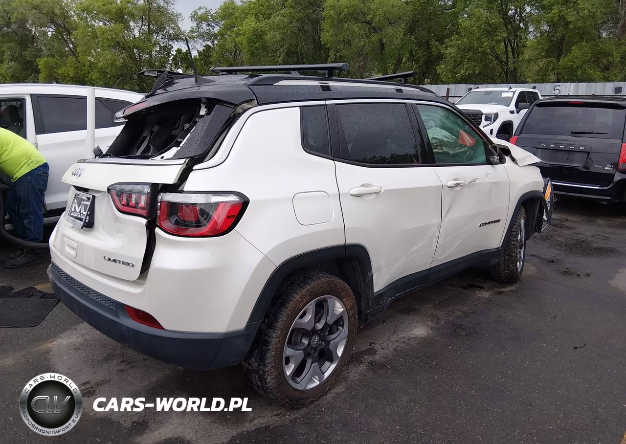2018 Jeep Compass Limited 4X4 VIN:3C4NJDCB4JT373036 - 4