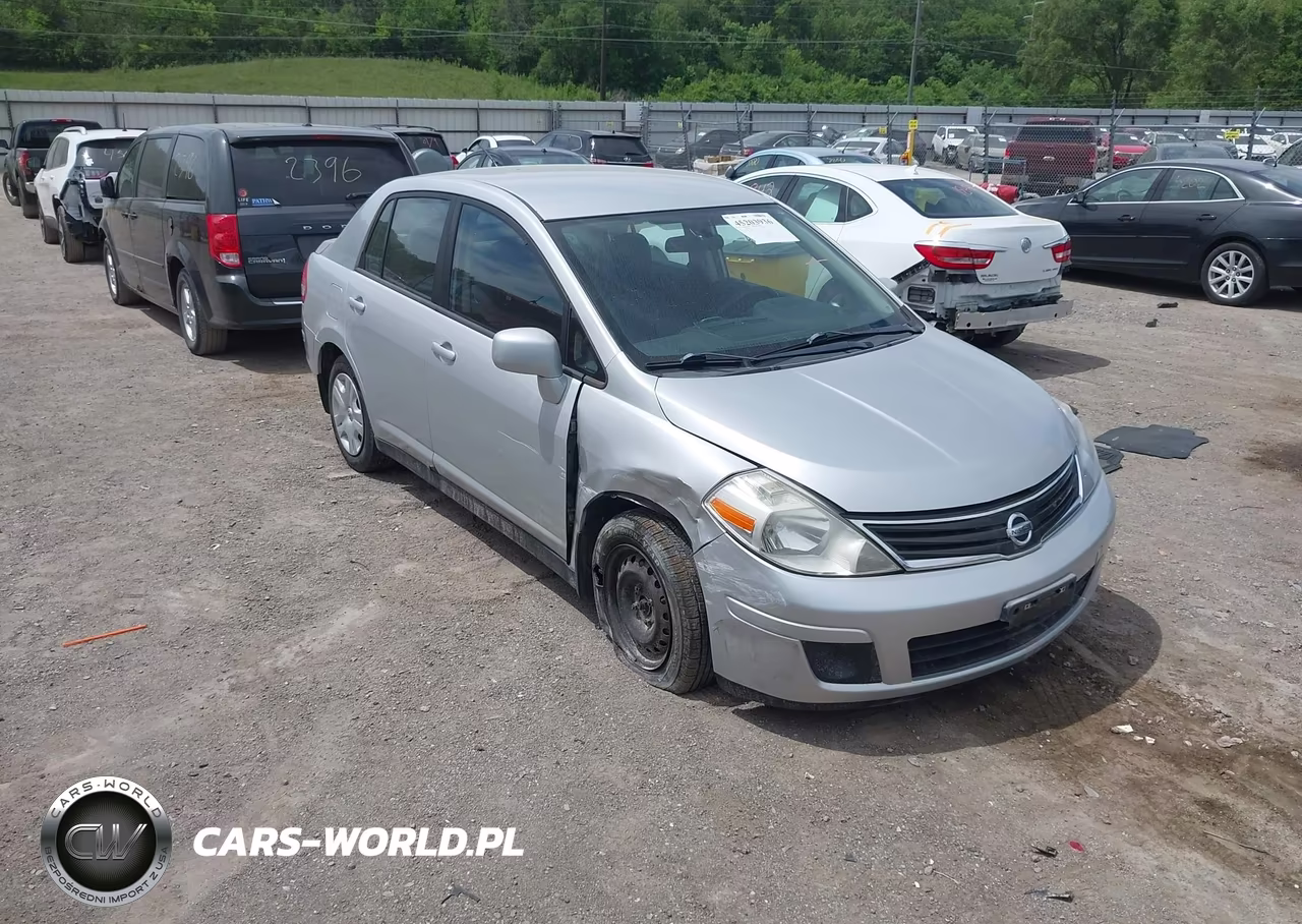 2010 Nissan Versa 1.8S