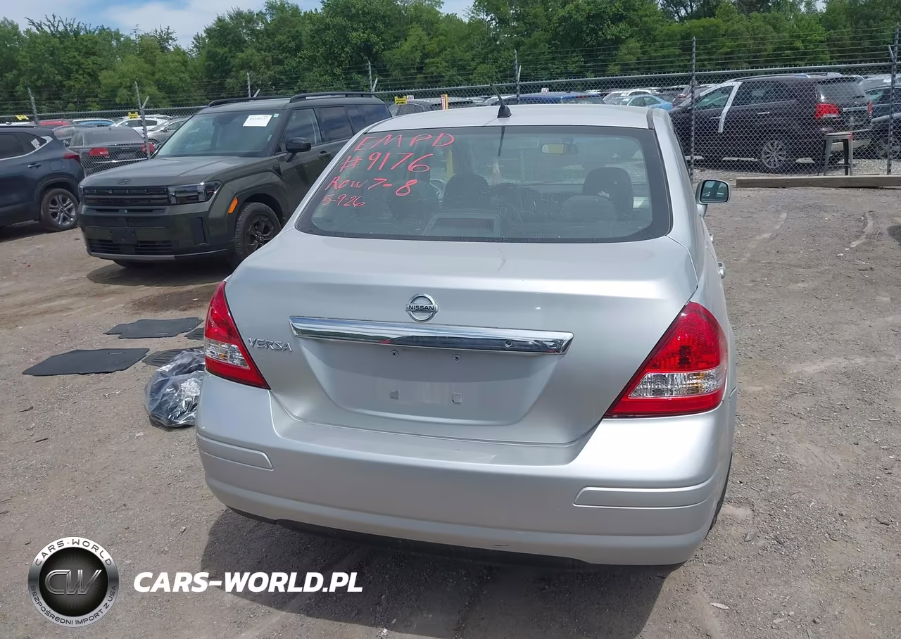 2010 Nissan Versa 1.8S VIN:3N1BC1AP1AL448336 - 16