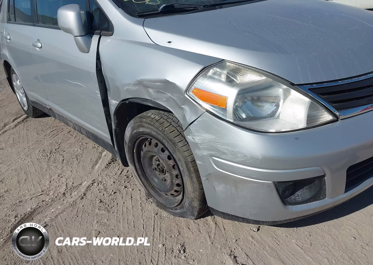 2010 Nissan Versa 1.8S VIN:3N1BC1AP1AL448336 - 6