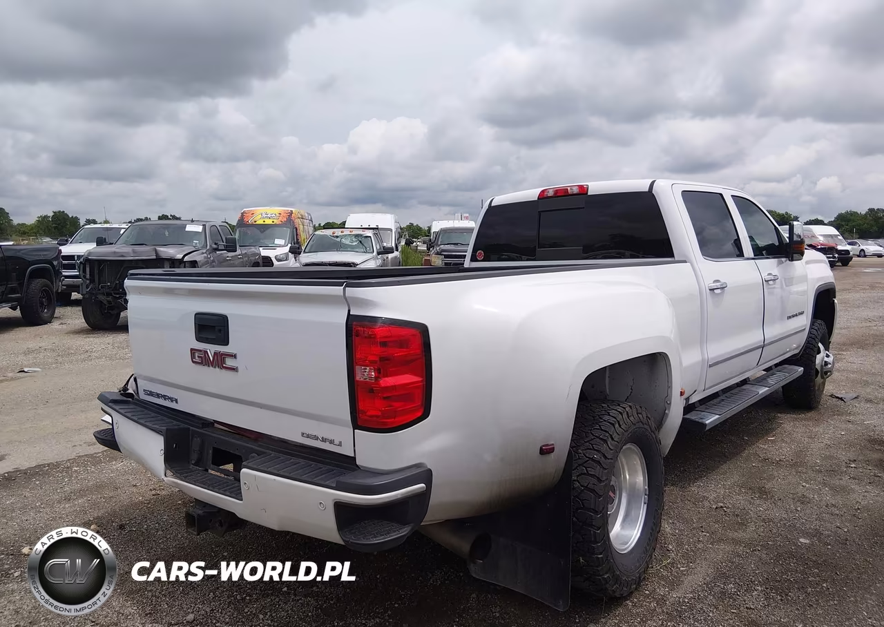 2017 GMC Sierra 3500Hd Denali VIN:1GT42YEY5HF215634 - 4