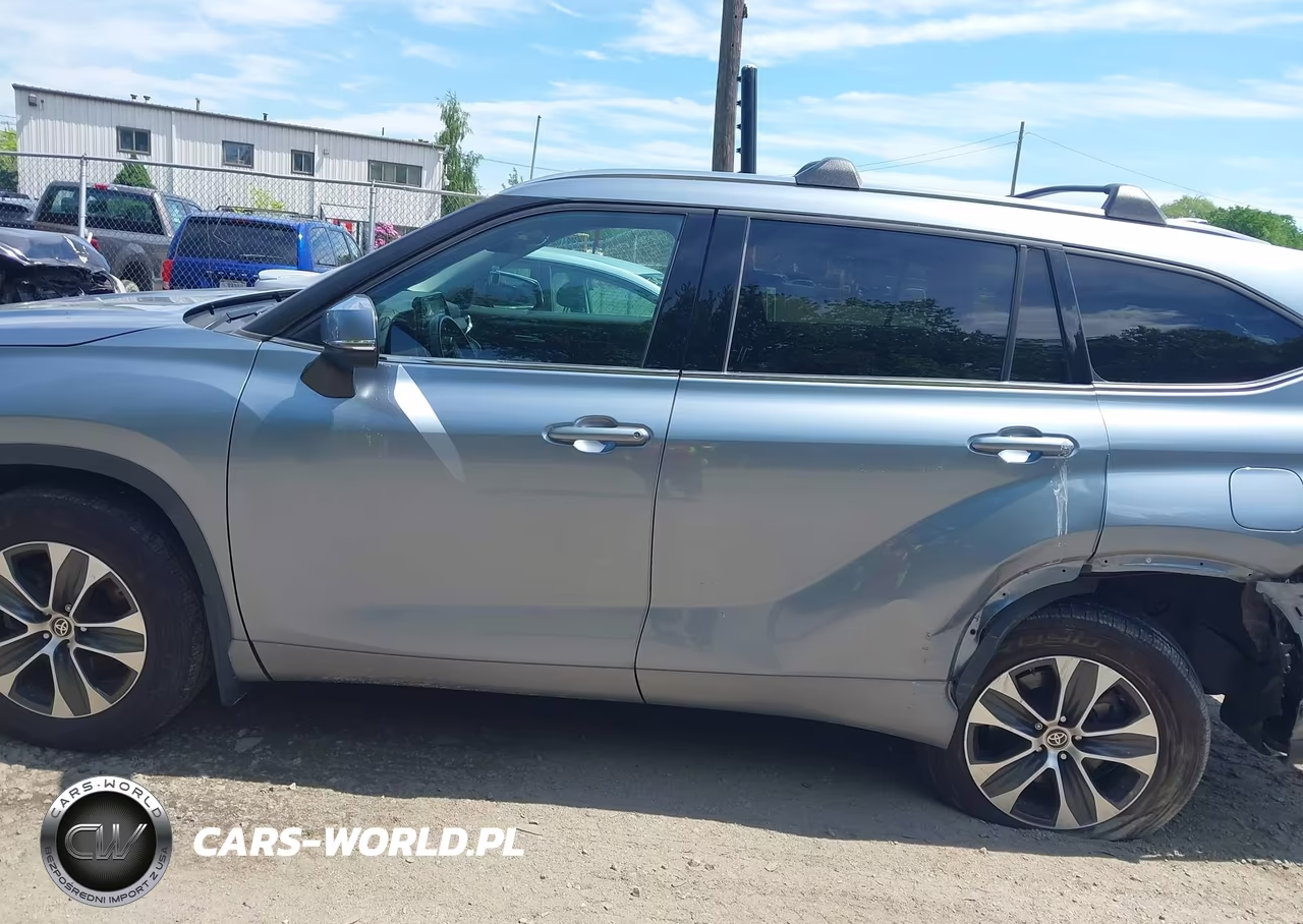 2021 Toyota Highlander Xle VIN:5TDHZRBH8MS059204 - 14