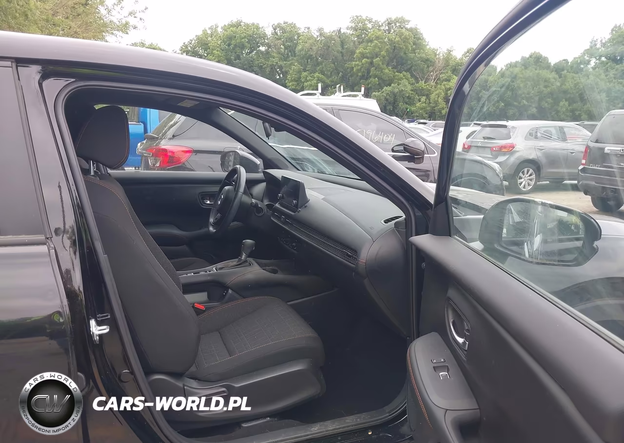 2025 Honda Hr-V Awd Sport VIN:3CZRZ2H53SM723554 - 5
