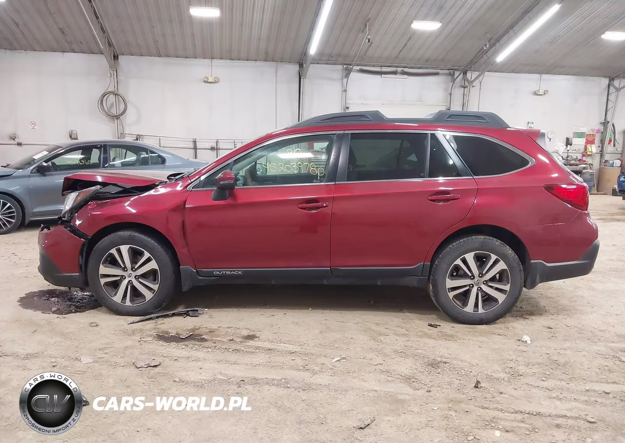 2018 Subaru Outback 3.6R Limited VIN:4S4BSENCXJ3393729 - 14