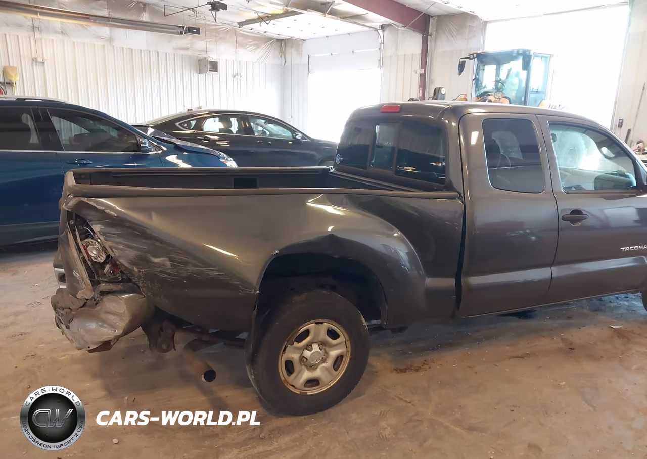 2010 Toyota Tacoma VIN:5TETX4CN2AZ747429 - 6