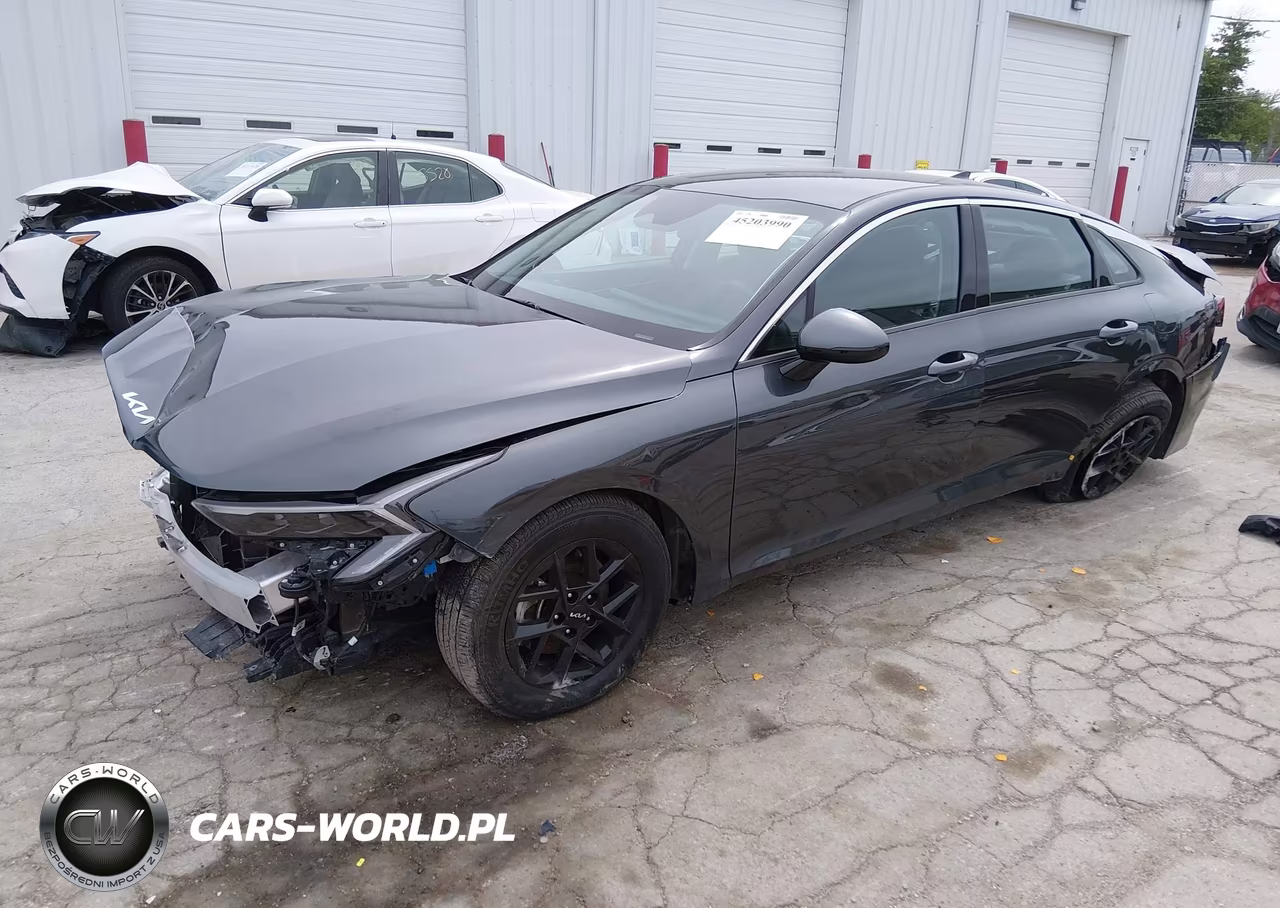 2025 Kia K5 Lxs VIN:KNAG24J73S5268894 - 2