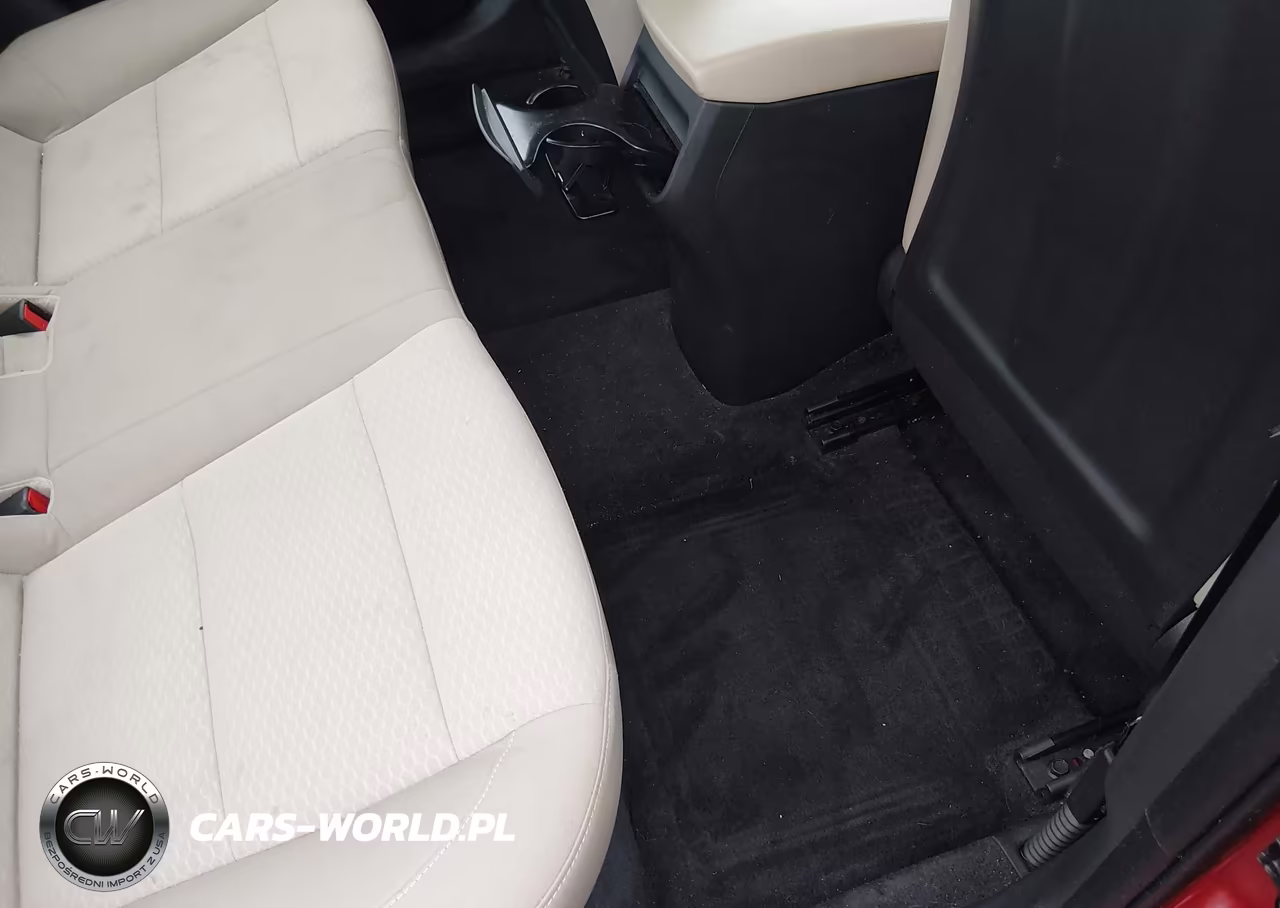 2020 Hyundai Elantra Value Edition VIN:5NPD84LF6LH522074 - 8