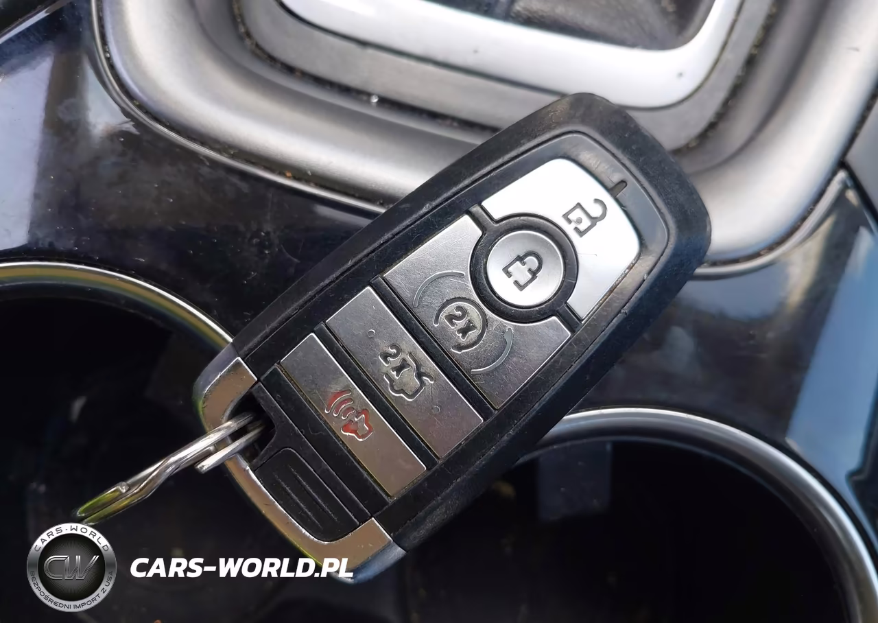 2015 Ford Fusion Titanium VIN:3FA6P0K94FR112266 - 11