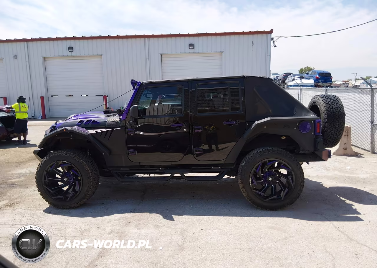 2016 Jeep Wrangler Unlimited Rubicon VIN:1C4HJWFG3GL306027 - 14
