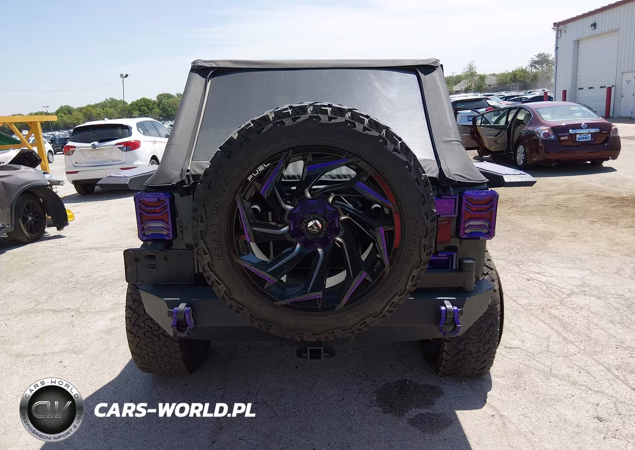 2016 Jeep Wrangler Unlimited Rubicon VIN:1C4HJWFG3GL306027 - 16