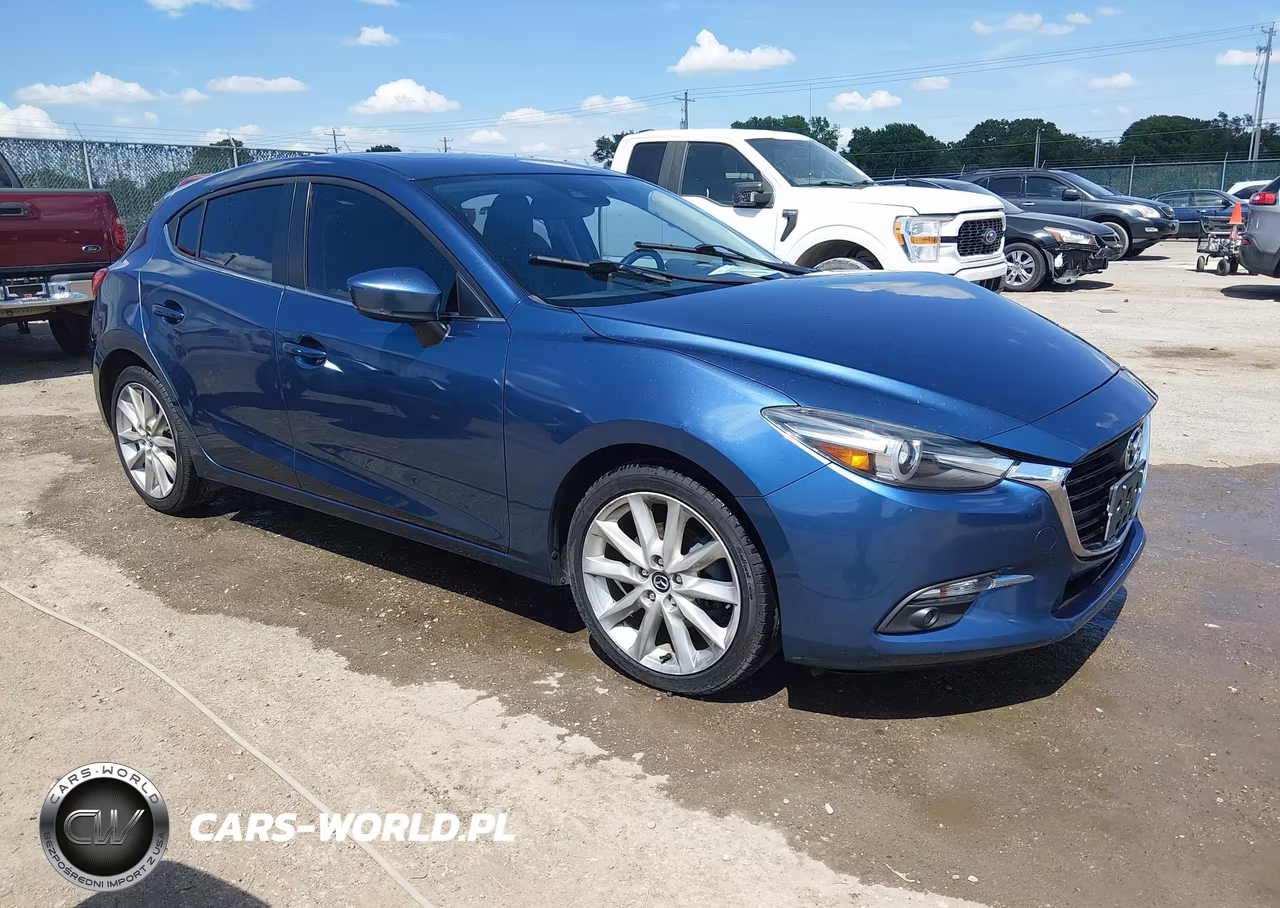 2017 Mazda Mazda3 Grand Touring – zdjęcie 1 z 16