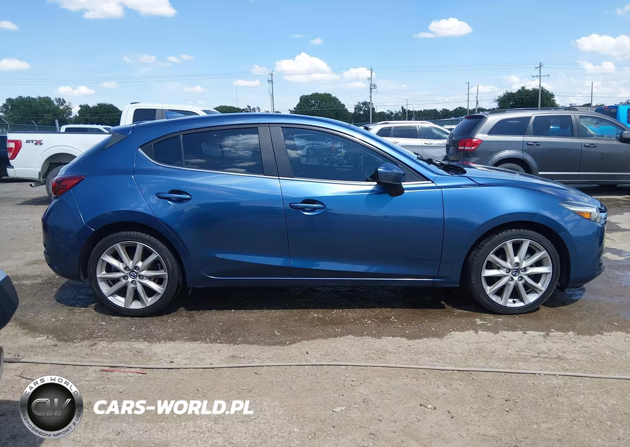 2017 Mazda Mazda3 Grand Touring VIN:JM1BN1M36H1136143 - 13