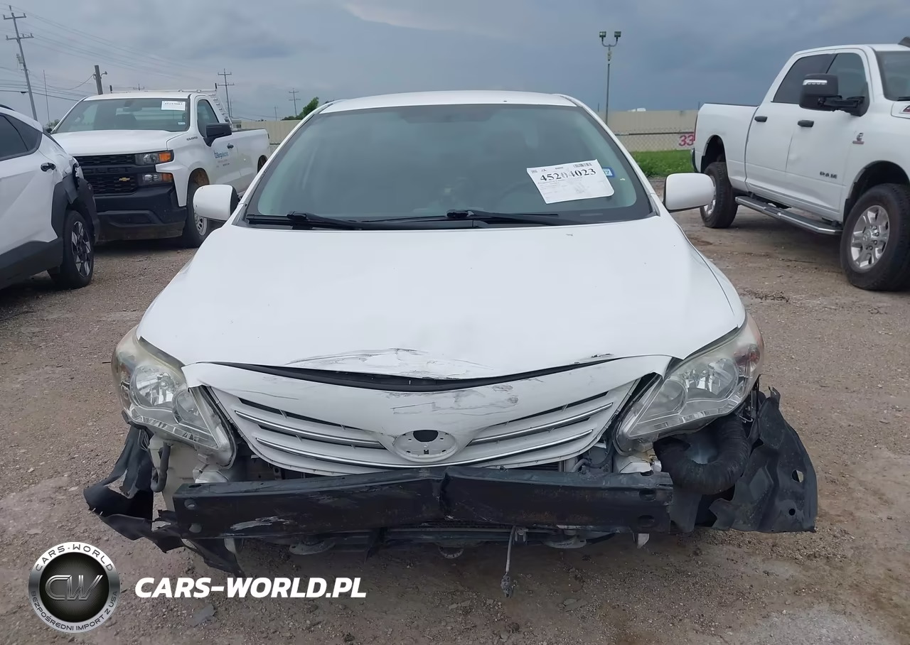 2013 Toyota Corolla Le VIN:5YFBU4EE6DP103542 - 13