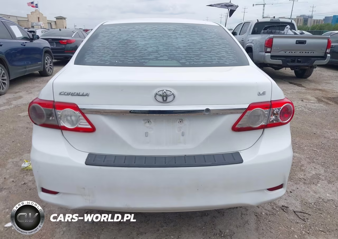 2013 Toyota Corolla Le VIN:5YFBU4EE6DP103542 - 17