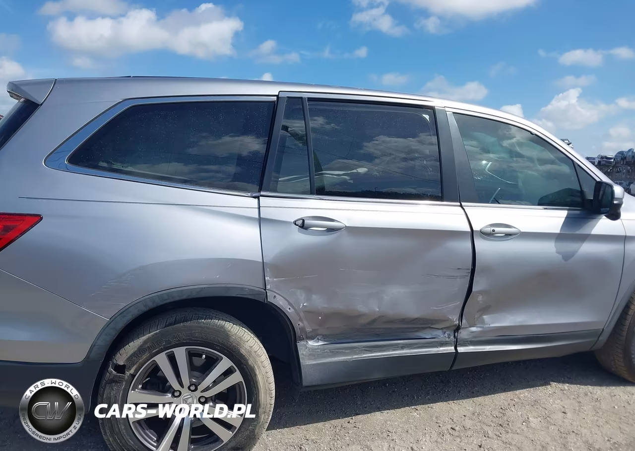 2017 Honda Pilot Ex-L VIN:5FNYF5H52HB024330 - 6
