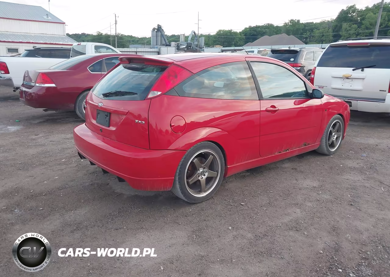 2005 Ford Focus Zx3 VIN:3FAFP31N55R160891 - 4
