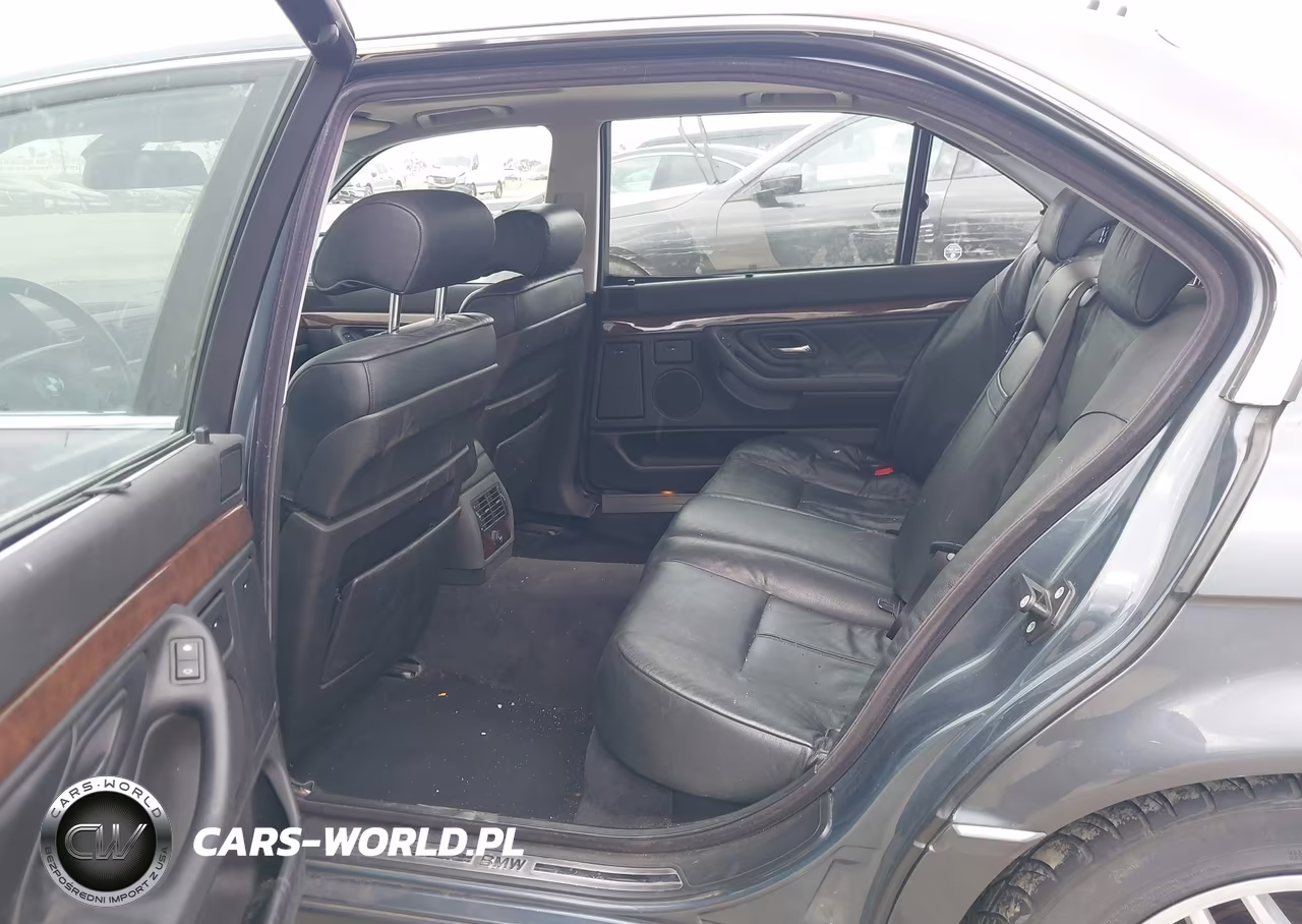 2000 BMW 740Il VIN:WBAGH8340YDP08450 - 8