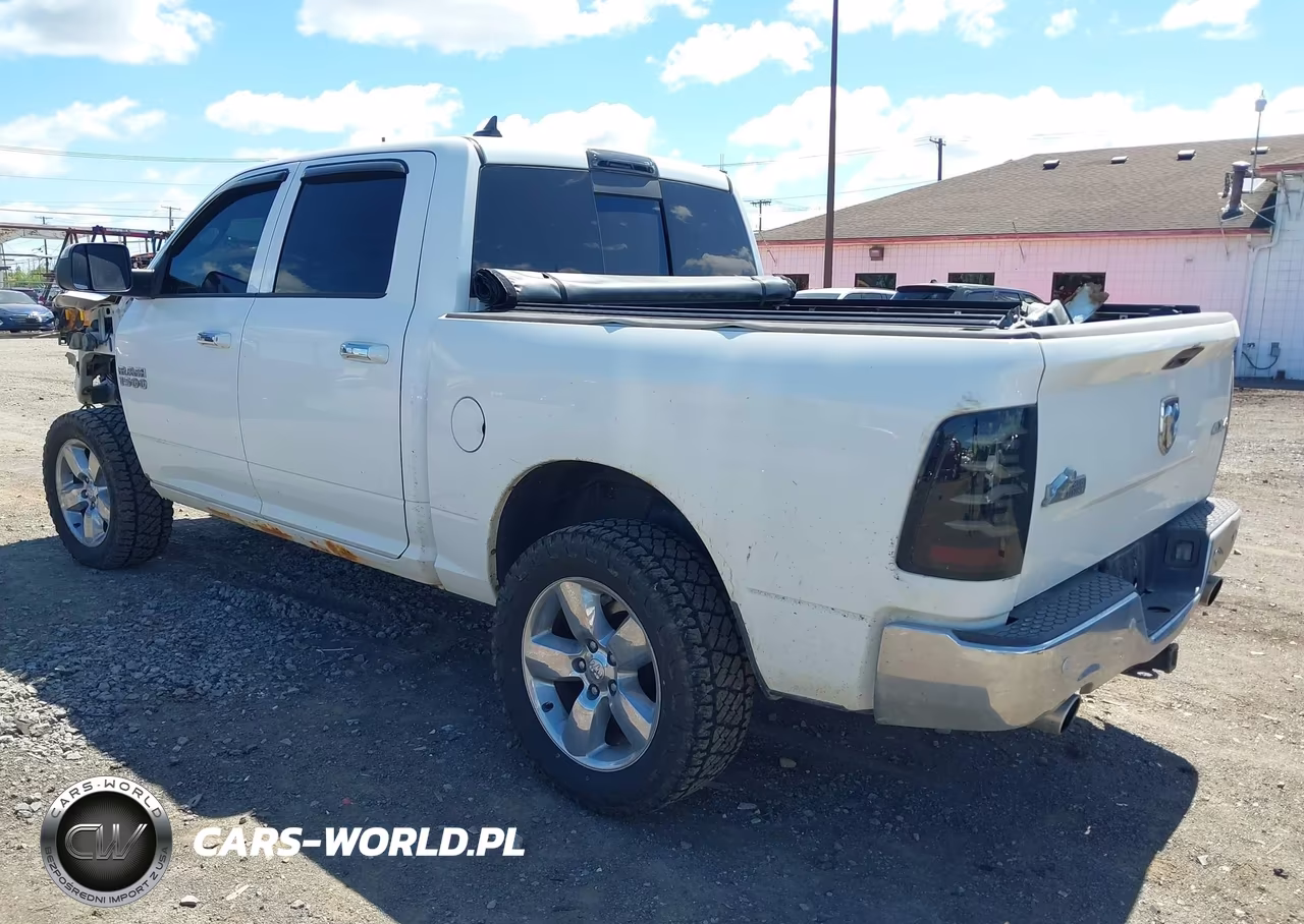 2015 Ram 1500 Big Horn VIN:1C6RR7LT9FS641874 - 3