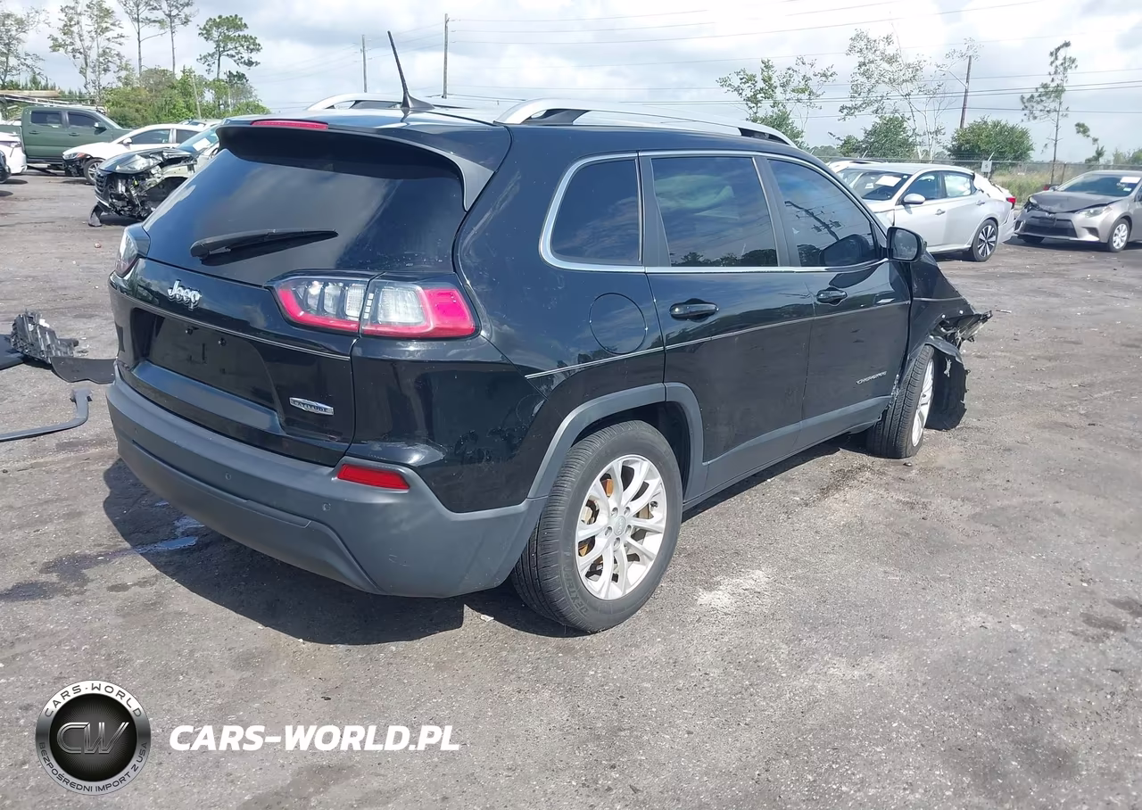 2019 Jeep Cherokee Latitude Fwd VIN:1C4PJLCB5KD485290 - 4