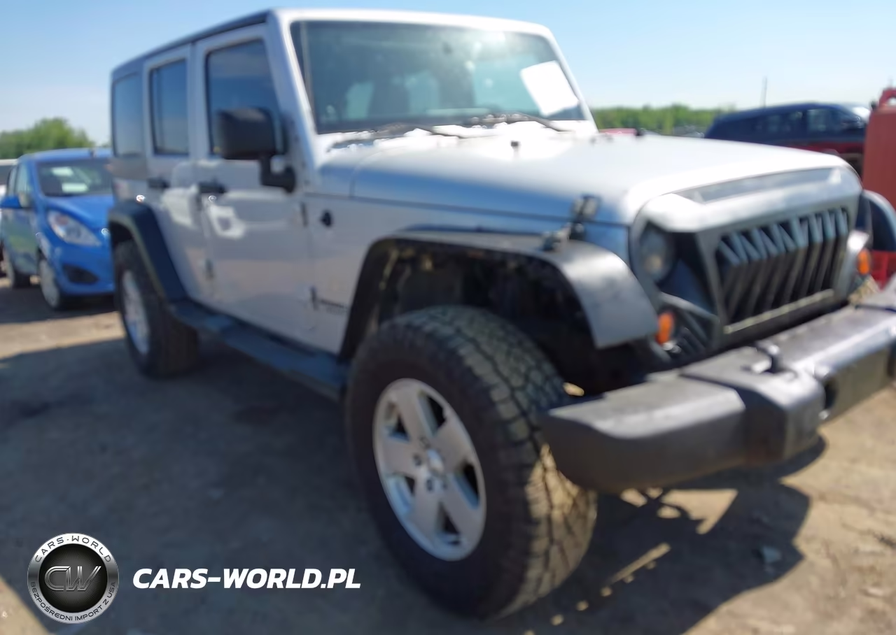 2011 Jeep Wrangler Unlimited Sahara VIN:1J4BA5H18BL635804 - 6