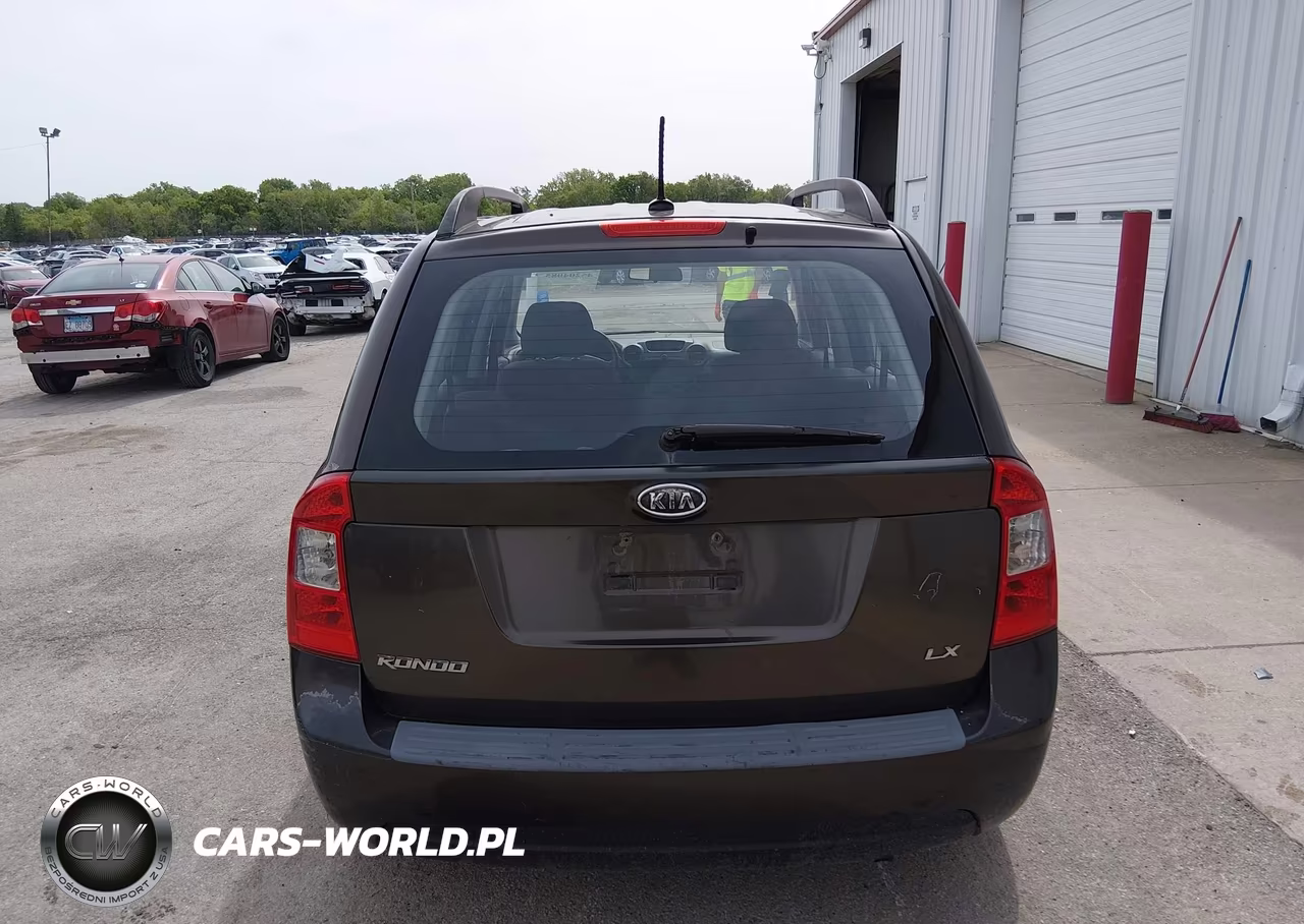 2009 Kia Rondo Lx VIN:KNAFG528197273102 - 17