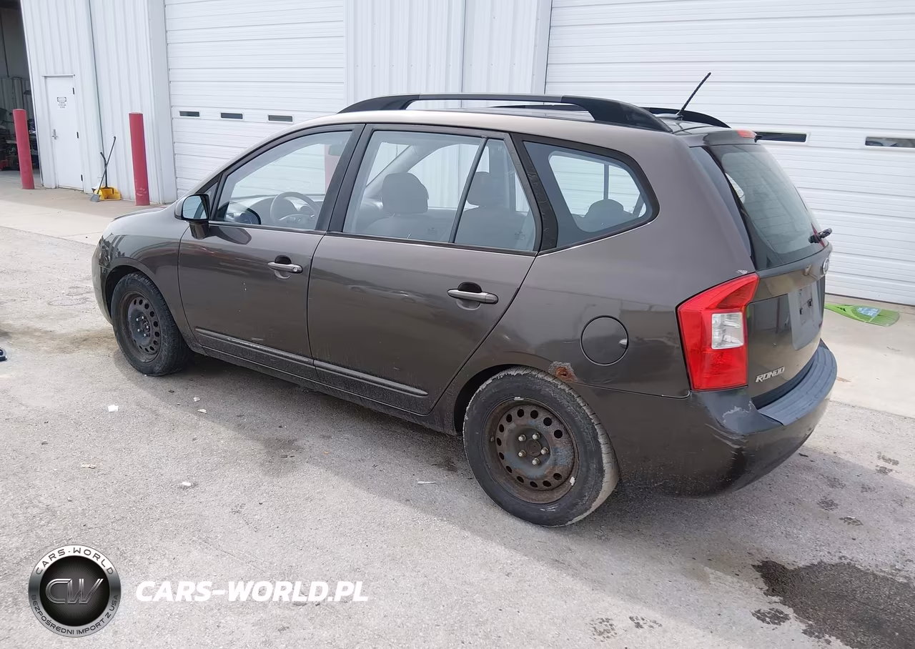 2009 Kia Rondo Lx VIN:KNAFG528197273102 - 3