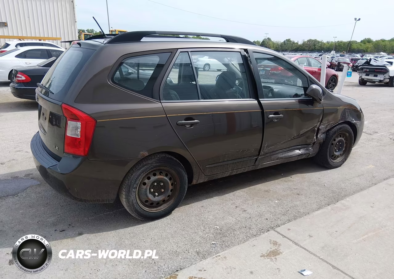 2009 Kia Rondo Lx VIN:KNAFG528197273102 - 4